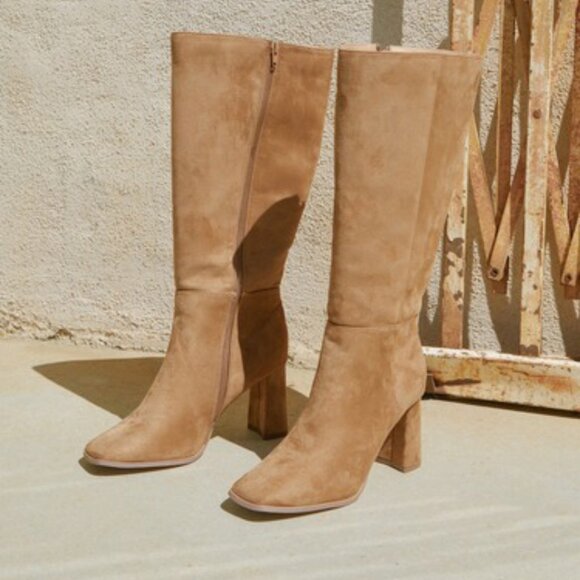 Lulu's Reelee Boots - Picture 1 of 6
